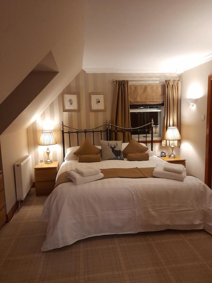 באלאכוליש Dalcraig House B&B מראה חיצוני תמונה